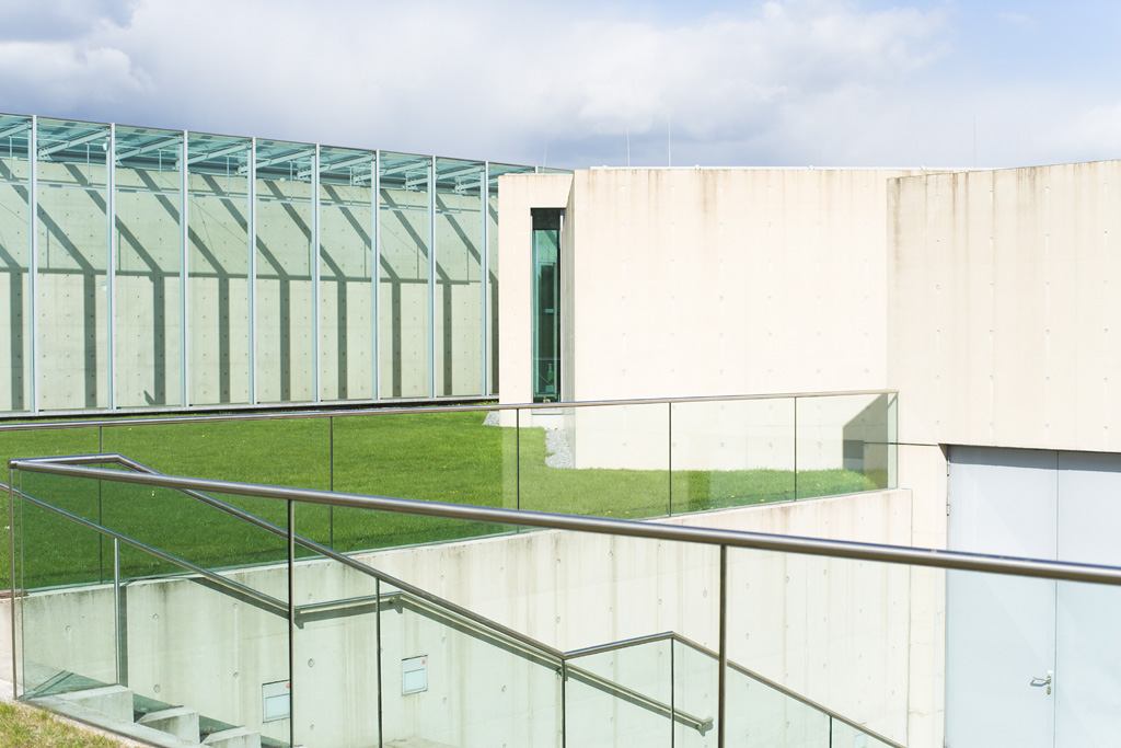 Building of the Langen foundation, design Tadao Ando