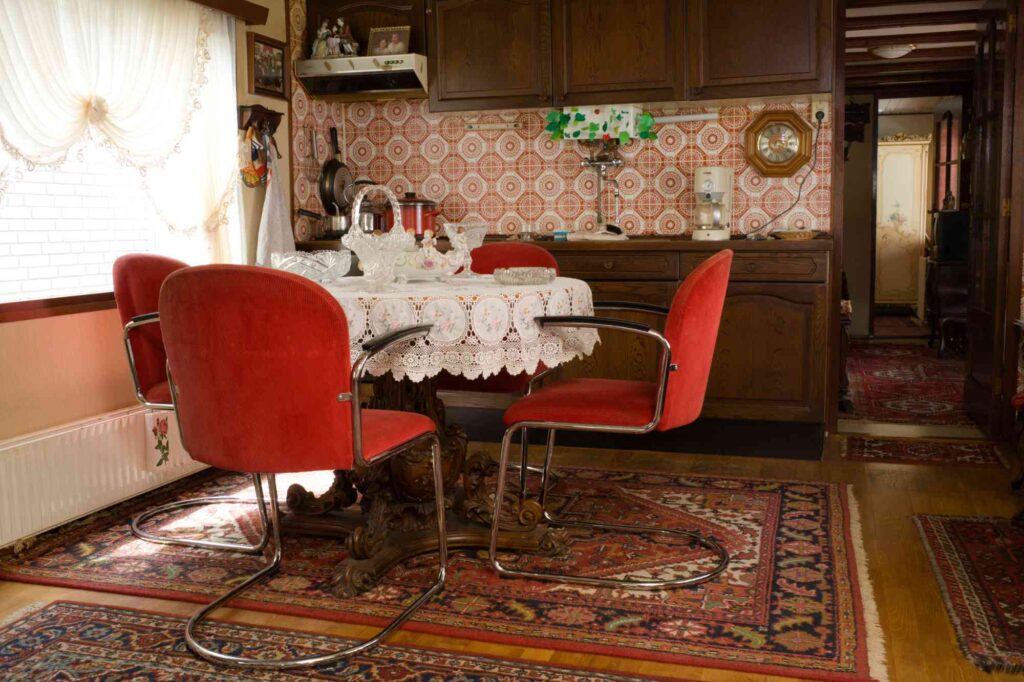 Gispen as dining room chairs around the table